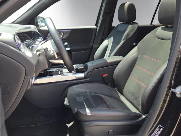 Mercedes-Benz GLB 200 4Matic AMG Line 8G-Tronic