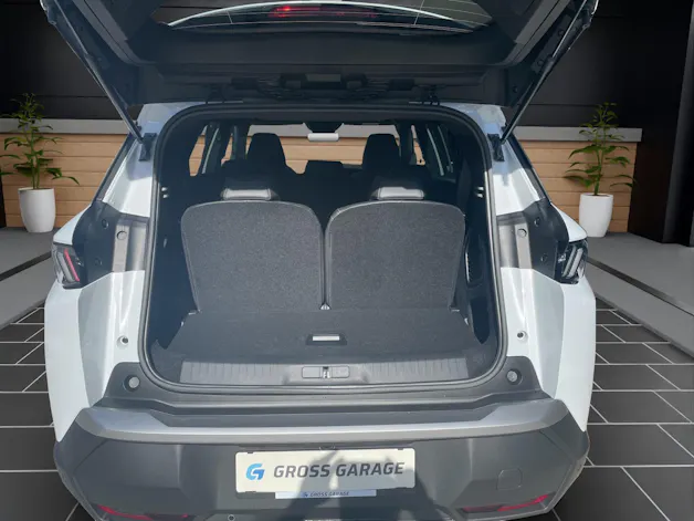 Peugeot 5008 NEW 73kWh Allure Premium AWD