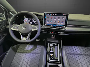 VW Golf 1.5 e TSI mHEV R-Line DSG