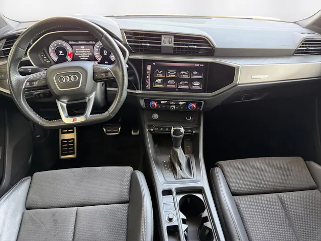 AUDI Q3 45 TFSI quattro S-tronic