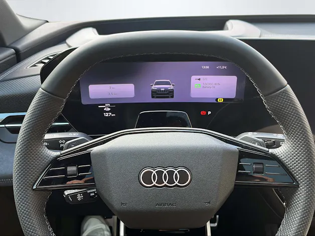 Audi SQ6 e-tron quattro