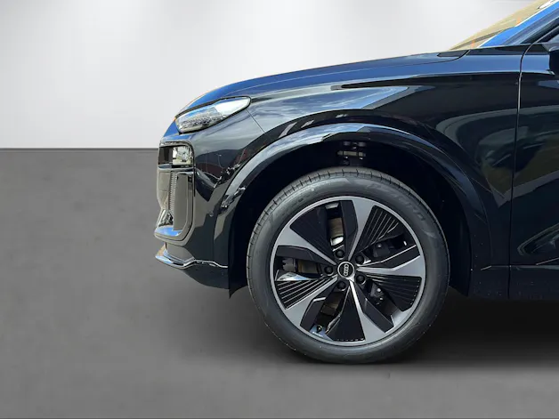 Audi SQ6 e-tron quattro