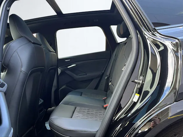 Audi SQ6 e-tron quattro