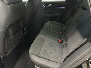 Audi Q4 Sportback e-tron quattro performance Swiss Ski