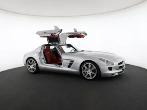 Mercedes-Benz SLS 63 AMG Speedshift