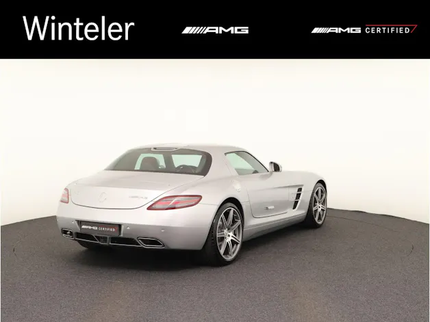 Mercedes-Benz SLS 63 AMG Speedshift