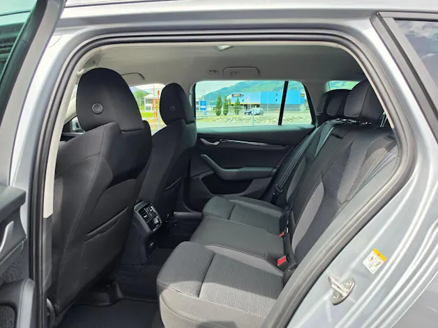 Škoda Octavia Combi 2.0 TDI DSG Selection