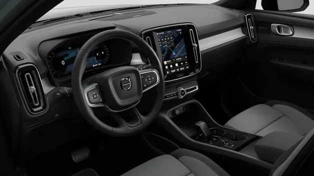 Volvo XC40 2.0 B3 MH Plus Dark