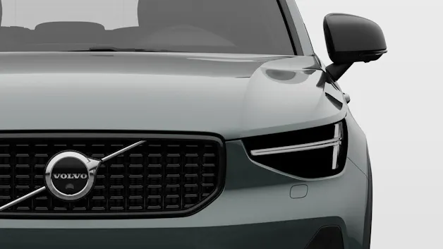 Volvo XC40 2.0 B3 MH Plus Dark
