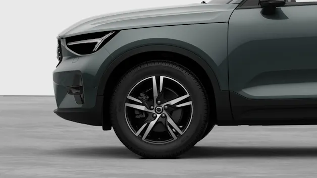 Volvo XC40 2.0 B3 MH Plus Dark