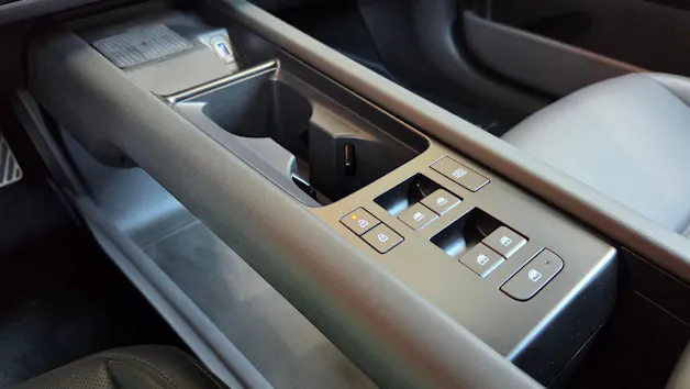Hyundai Ioniq 6 77kWh Launch Edition 4WD