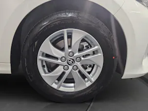 Toyota Yaris 1.5 Comfort e-CVT