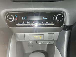 Toyota Yaris 1.5 Comfort e-CVT