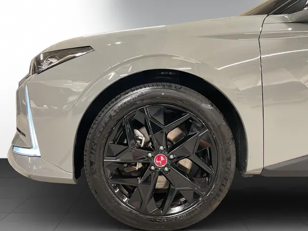DS Automobiles AUTOMOBILES DS 4 1.6 E-Tense Performance Line+