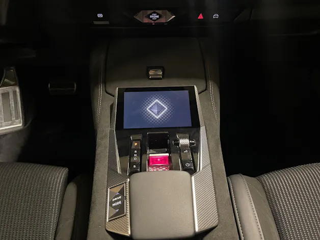 DS Automobiles AUTOMOBILES DS 4 1.6 E-Tense Performance Line+