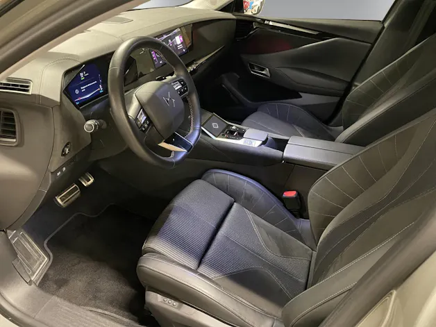 DS Automobiles AUTOMOBILES DS 4 1.6 E-Tense Performance Line+