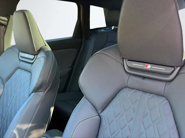 Audi Q6 SUV e-tron quattro 428PS/315kW BEV elektrisch