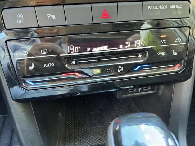 VW T-Cross 1.0 TSI Life DSG