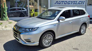 Mitsubishi Outlander PHEV Diam. 4WD mit 1.5t AHK