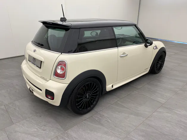 Mini Mini Cooper S John Mini Cooper Works Edition