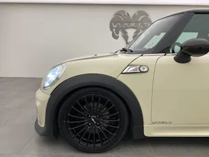 Mini Mini Cooper S John Mini Cooper Works Edition