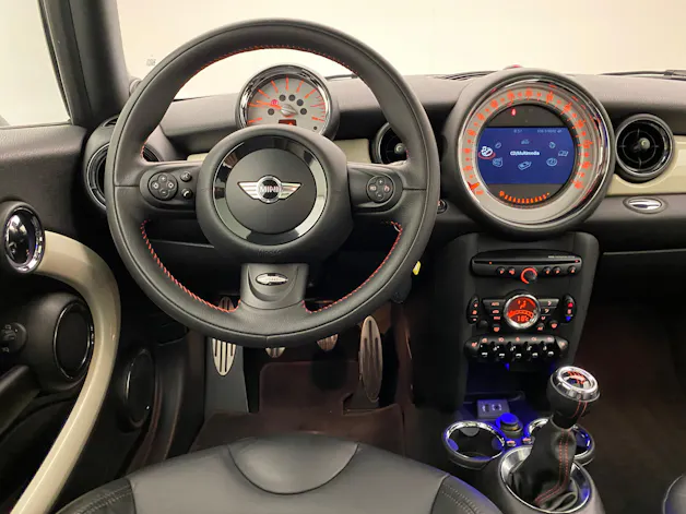 Mini Mini Cooper S John Mini Cooper Works Edition