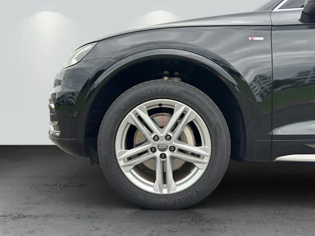 Audi Q5 2.0 TDI sport quattro S-tronic