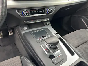 Audi Q5 2.0 TDI sport quattro S-tronic