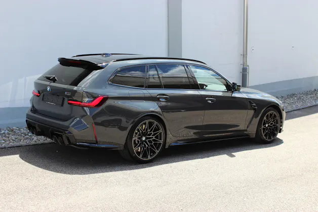 BMW M3 Touring xDrive Competition Individual *DRAVITGRAU METALLIC*