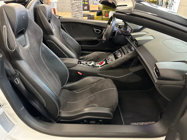 Lamborghini HURACAN