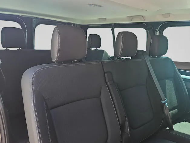 Renault Trafic Blue dCi 150 Passenger Techno