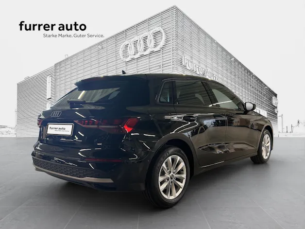 AUDI A3 Sportback TFSI 110 kW Attraction S tronic