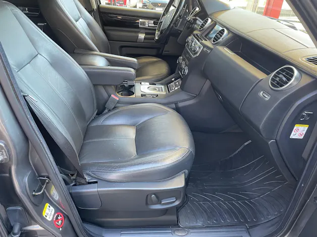 Land Rover Discovery 3.0 SDV6 HSE Automatic
