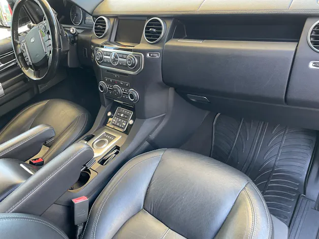 Land Rover Discovery 3.0 SDV6 HSE Automatic