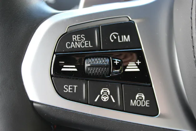 BMW X5M Competition Individual TANSANITBLAU *BOWERS & WILKINS*