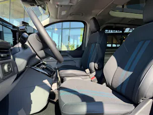 Ford Tourneo Bus 320 L1H1 Sport Automat 4x4