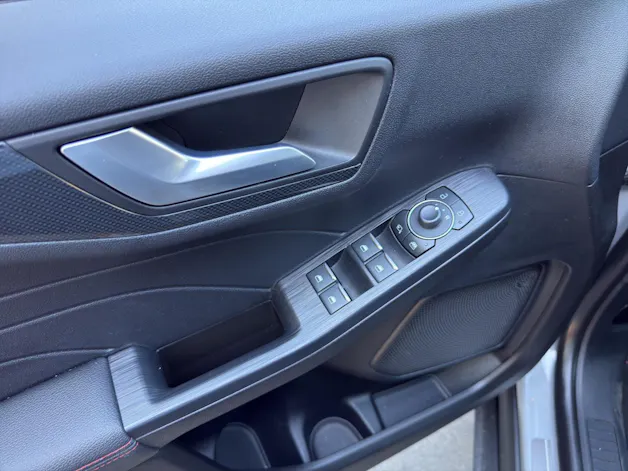 Ford Kuga 2.5i PHEV PLUG-IN-HYBRID 225 PS "Graphite Tech Edition" AUTOMAT