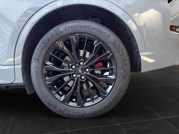 Ford Kuga 2.5i PHEV PLUG-IN-HYBRID 225 PS "Graphite Tech Edition" AUTOMAT