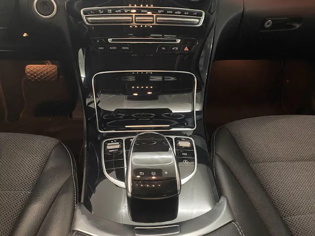 Mercedes-Benz C 220 d AMG Line