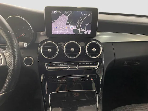 Mercedes-Benz C 220 d AMG Line