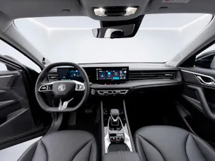 MG HS 1.5 T Hybrid+ Luxury *7 Jahre MG Garantie/150'000 km*