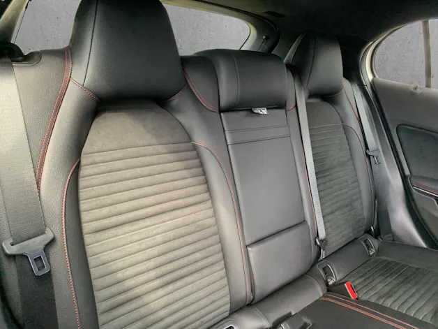 Mercedes-Benz GLA 200 CDI Swiss Star Edition AMG Line 4Matic 7G-DCT
