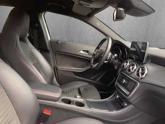 Mercedes-Benz GLA 200 CDI Swiss Star Edition AMG Line 4Matic 7G-DCT