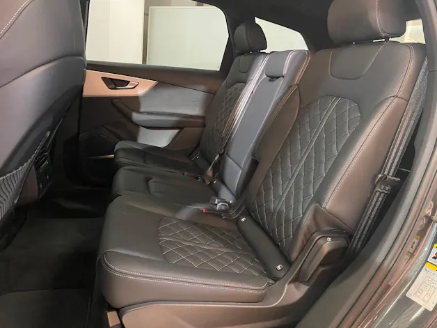 Audi Q7 SUV TDI quattro 210 kW S Line tiptronic
