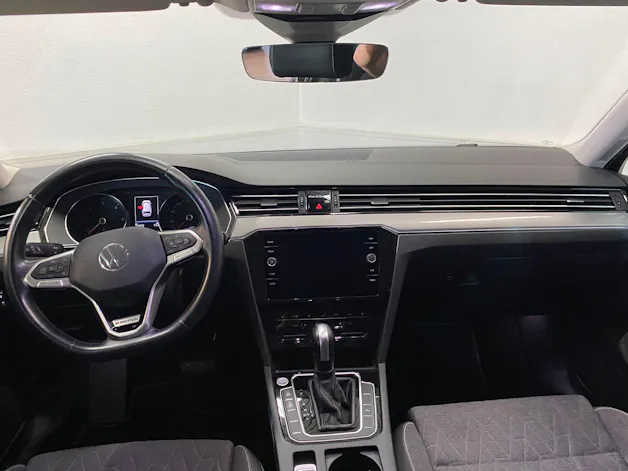 VW Passat 2.0 TDI BMT Business 4Motion DSG