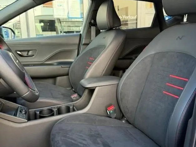 HYUNDAI Kona 65,4 kWh Electric N-Line