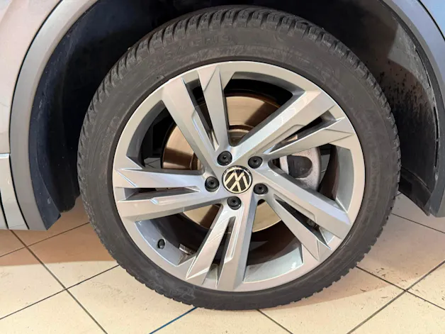 VW Tiguan Allspace 2.0TSI R-Line 4Motion DSG