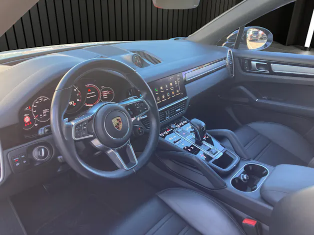 PORSCHE Cayenne Coupé Platinum Edition
