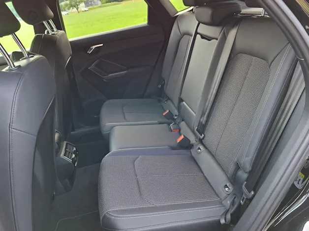 Audi Q3 Sportback 35 TFSI Attraction S-tronic *inkl. Garantie+Servicepaket+S-Line*