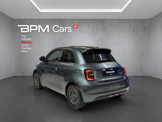 Fiat 500 electric 87 kW Armani